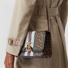 [홍콩명품.Burberry] 버버리 23SS TB모노그램 크로스 핸드 백 71750, BGM1532, BR, 홍콩명품가방,손목가방,크로스백,핸드백,구매대행,무브타임