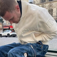 [홍콩명품.GIVENCHY] 지방시 23SS 로고 코튼 봄버 자켓 (화이트), BM8956, TOM, 온라인명품쇼핑몰,남자명품의류,인터넷쇼핑몰,해외직구