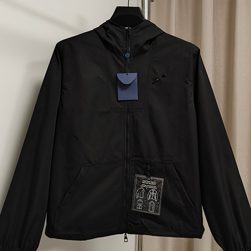 [홍콩명품.LOUIS VUITTON] 루이비통 24SS 로고 모노그램 리버서블 후드 바람막이 자켓 (블랙), BM14370, JU, 홍콩명품의류,구매대행,온라인명품