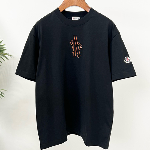[홍콩명품.MONCLER] 몽클레어  25SS 로고 자수 반팔 티셔츠 (2컬러), BM19218, 홍콩명품의류,구매대행,온라인명품