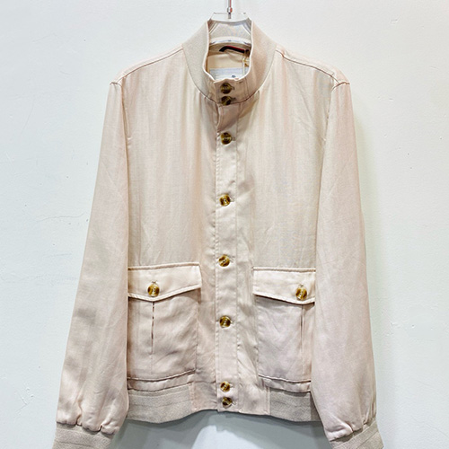 [홍콩명품.Brunello Cucinelli ] 브루넬로 쿠치넬리 25SS 로고 린넨 봄버 자켓 (아이보리), BM19322, JU, 홍콩명품의류,구매대행,온라인명품