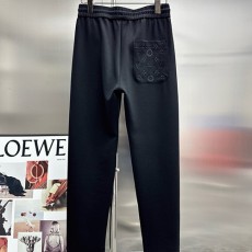 [홍콩명품.LOUIS VUITTON] 루이비통 25SS 로고 조거 팬츠 바지 (블랙), BM19471, G5, 홍콩명품의류,구매대행,온라인명품