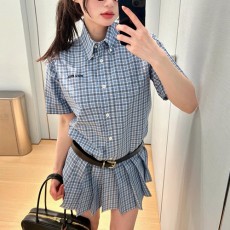 [홍콩명품,MIU MIU] 미우미우 25SS 로고 자수 여성 체크패턴 셔츠 원피스 (스카이블루), BM19736, TBG, 홍콩명품의류,구매대행,온라인명품