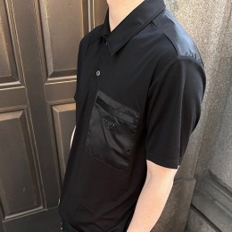 [홍콩명품,PRADA] 프라다 25SS 삼각로고 나일론 포켓 카라 폴로 반팔 티셔츠 (블랙), BM19877, JL, 홍콩명품의류,구매대행,온라인명품