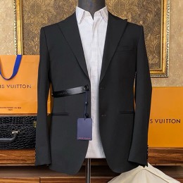 [홍콩명품.LOUIS VUITTON] 루이비통 25SS 로고 정장 수트 2PCS (블랙), BM20007, S1F, 홍콩명품의류,구매대행,온라인명품