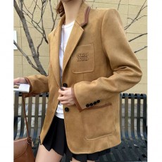 [홍콩명품,MIU MIU] 미우미우 25SS 로고 여성 레더 가죽 정장 자켓 (카라멜), BM20371, TBG, 홍콩명품의류,구매대행,온라인명품