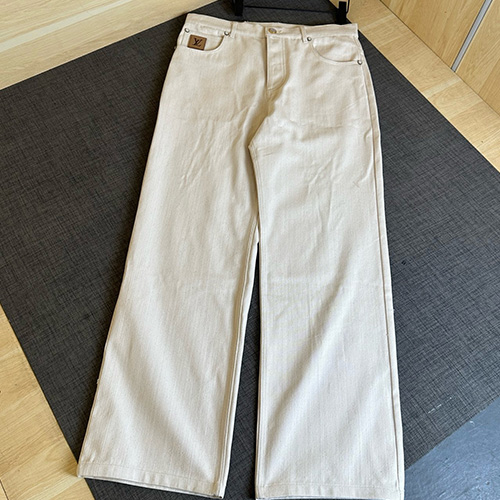 [홍콩명품.LOUIS VUITTON] 루이비통 25SS 로고 오버핏 데님 팬츠 진 청바지 (아이보리), BM20623, JU, 홍콩명품의류,구매대행,온라인명품