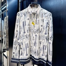 [홍콩명품,FENDI] 펜디 25SS 로고 패턴 남방 셔츠 (화이트), BM20640, G5, 홍콩명품의류,구매대행,온라인명품