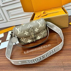 [홍콩명품.LOUIS VUITTON] 루이비통 25SS 로고 다이앤 바이컬러 모노그램 앙프렝뜨 레더 투르텔 베이지 M46583, BGM4689, BDA, 홍콩명품가방,명품쇼핑몰,크로스백,핸드백,구매대행