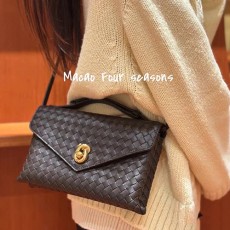 [홍콩명품.BOTTEGA VENETA] 보테가베네타 25SS 로고 인트레치아토 노트 락 토트백 817191 (브라운), BGM4735, BDA, 홍콩명품가방,명품쇼핑몰,크로스백,핸드백,구매대행
