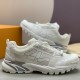 [홍콩명품.LOUIS VUITTON] 루이비통 25SS 로고 LV RUNNER TATIC 스니커즈 운동화 (2컬러), SE4933, PMD, 명품스니커즈,운동화,구두,로퍼,하이탑,신발