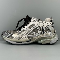[홍콩명품.BALENCIAGA] 발렌시아가 25SS 로고 남여 Runner 7.0 스니커즈 운동화 (실버-그레이), SE5000, S3, 명품스니커즈,운동화,구두,로퍼,하이탑,신발