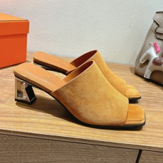 [홍콩명품.Hermes] 에르메스 25SS 로고 여성 ECLAIR 에클레어 굽 샌들 슬리퍼 (카라멜), SE5107, GHS, 명품스니커즈,운동화,구두,로퍼,하이탑,신발
