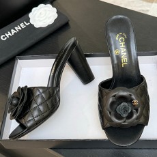 [홍콩명품.CHANEL] 샤넬 25SS 로고 여성 플라워 장식 레더 가죽 퀄팅 굽 샌들 (블랙), SE5118, GHS, 명품스니커즈,운동화,구두,로퍼,하이탑,신발