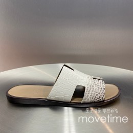 [홍콩명품.Hermes] 에르메스 25SS 로고 이즈미르 레더 가죽 슬리퍼 (화이트-브라운), SE5230, GHS, 명품스니커즈,운동화,구두,로퍼,하이탑,신발