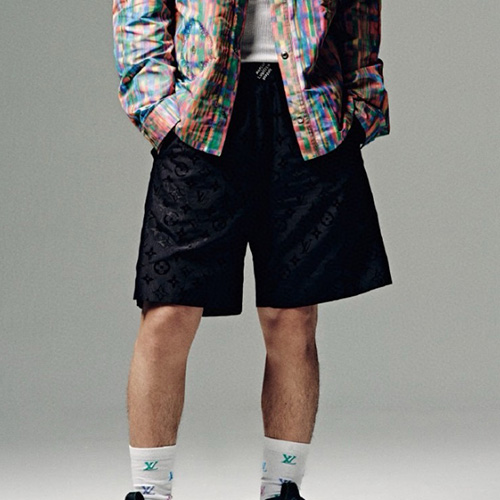 [홍콩명품.LOUIS VUITTON] 루이비통 25SS 로고 모노그램 쇼츠 반바지 (블랙), BM21328, JU, 명품레플리카,미러급,온라인쇼핑몰사이트