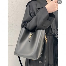 [홍콩명품.YSL] 입생로랑 25SS 로고 블랙 샤이니 가죽 LE 37 버킷 백 742828 2R20W 1000, BGM4957, BDA, 홍콩명품가방,명품쇼핑몰,크로스백,핸드백,구매대행