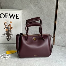 [홍콩명품.LOEWE] 로에베 25SS 로고 Madrid 스몰 토트백 핸드백 (와인), BGM4964, BDA, 홍콩명품가방,명품쇼핑몰,크로스백,핸드백,구매대행