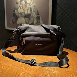 [가격문의][홍콩명품.BALENCIAGA] 발렌시아가 25SS 로고 Explorer 크로스백, BGM4976, BUBU, 홍콩명품가방,명품쇼핑몰,크로스백,핸드백,구매대행