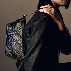 [홍콩명품,Christian Dior] 디올 25SS 로고 레더 가죽 호보백 크로스백 (블랙), BGM5006, 홍콩명품가방,명품쇼핑몰,크로스백,핸드백,구매대행