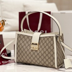 [홍콩명품.Gucci] 구찌 25SS 로고 패드록 미디엄 탑 핸들 핸드백 베이지 화이트 GG 패브릭 838992, BGM5041, GU2, 홍콩명품가방,명품쇼핑몰,크로스백,핸드백,구매대행