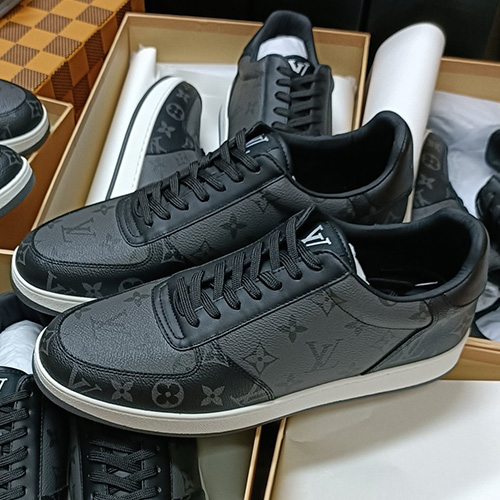 [홍콩명품.LOUIS VUITTON] 루이비통 25SS 로고 모노그램 LV RIVOLI 스니커즈 운동화 (블랙), SE5363, ALW, 명품스니커즈,운동화,구두,로퍼,하이탑,신발