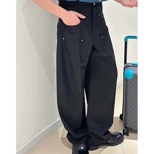 [홍콩명품.LOUIS VUITTON] 루이비통 25SS 로고 데님 팬츠 진 청바지 1AFWR0 (블랙), BM22040, KK, 레플리카의류,미러급사이트