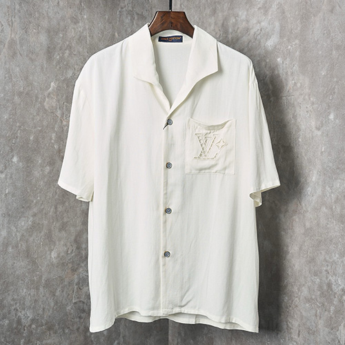 [홍콩명품.LOUIS VUITTON] 루이비통 25SS 로고 린넨 반팔 남방 셔츠 (3컬러), BM22259, S1F, 레플리카의류,미러급사이트