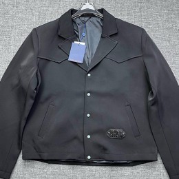 [홍콩명품.LOUIS VUITTON] 루이비통 25SS 로고 오피스룩 V넥 자켓 (블랙), BM22439, JQ, 레플리카의류,미러급사이트