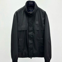 [홍콩명품.LOUIS VUITTON] 루이비통 25SS 로고 터틀넥 봄버 자켓 (블랙), BM22523, G5, 레플리카의류,미러급사이트