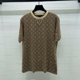 [홍콩명품.LOUIS VUITTON] 루이비통 25SS 로고 여성 모노그램 반팔 티셔츠 (브라운), BM22691, TBG, 레플리카의류,미러급사이트