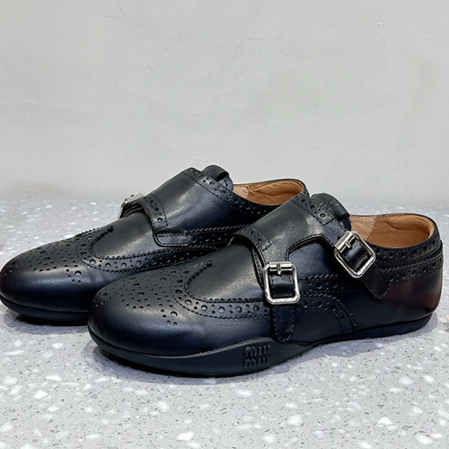 [홍콩명품,MIU MIU] 미우미우 25SS 로고 여성 레더 가죽 단화 구두 (2컬러), SE5610, S4W, 명품스니커즈,운동화,구두,로퍼,하이탑,신발