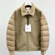 [가격문의][홍콩명품.MONCLER] 몽클레어 25SS 로고 시어링 레더 가죽 레이어드 다운 패딩 자켓 (카라멜), BM22753, HH, 레플리카의류,미러급사이트