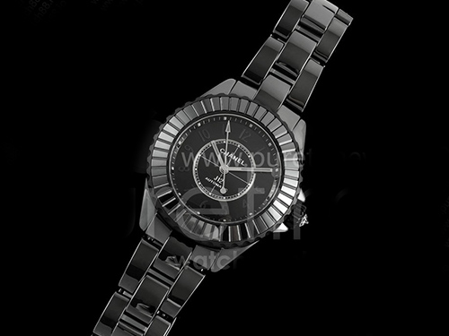 [홍콩명품.CHANEL] 샤넬 J13 33mm 블랙 세라믹 블랙 다이얼 여자시계 여성용