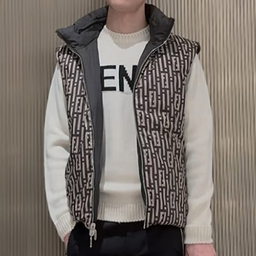 [홍콩명품,FENDI] 펜디 25SS 로고 리버서블 다운 패딩 조끼 베스트 (블랙-패턴), BM22961, KB, 레플리카의류,미러급사이트