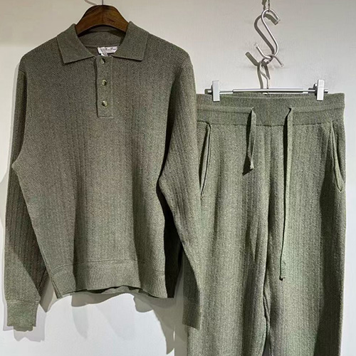 [홍콩명품.Loro Piana] 로로피아나 25SS 로고 카라 폴로 니트 스웨터 + 팬츠 바지 상하의 세트 (카키), BM23241, X2 레플리카의류,미러급사이트