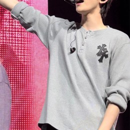 [홍콩명품.Chrome Hearts] 크롬하츠 25SS 로고 레더 크로스 긴팔 티셔츠 (2컬러), BM23349, JL, 레플리카의류,미러급사이트