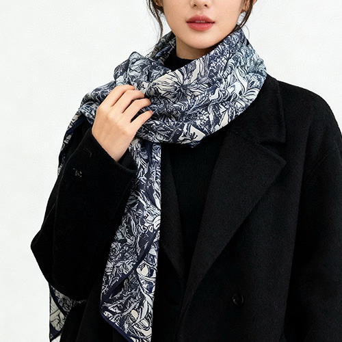 [홍콩명품.Hermes] 에르메스 25SS 로고 패턴 140-140 실크 캐시미어 스카프 머플러 (네이비), ET3202, 홍콩명품의류,구매대행,온라인명품