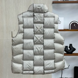 [홍콩명품.MONCLER] 몽클레어 25SS 로고 Christopher Raxxy 다운 패딩 조끼 베스트 (2컬러), BM23695, KK, 레플리카의류,미러급사이트