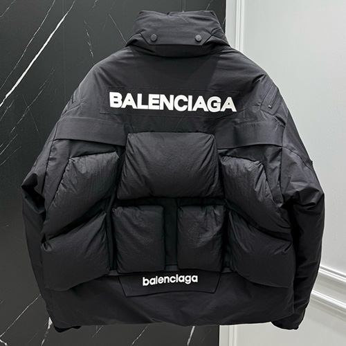 [홍콩명품.BALENCIAGA] 발렌시아가 25SS 로고 테이핑 다운 패딩 자켓 (블랙), BM23721, KSM, 레플리카의류,미러급사이트