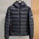 [홍콩명품.MONCLER] 몽클레어 25SS 로고 후드 구스다운 패딩 자켓 (블랙), BM23727, KSM, 레플리카의류,미러급사이트