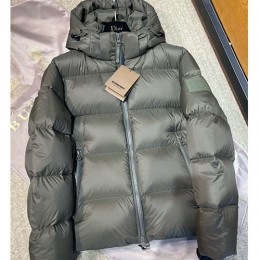 [홍콩명품.Burberry] 버버리 25SS 로고 후드 다운 패딩 자켓 (2컬러), BM23827, PG, 레플리카의류,미러급사이트