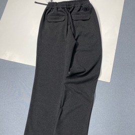 [홍콩명품.MONCLER] 몽클레어 25SS 로고 캐시미어 조거 팬츠 바지 (다크그레이), BM23865, JL, 레플리카의류,미러급사이트