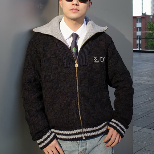 [홍콩명품.LOUIS VUITTON] 루이비통 25SS 로고 다미에 카라 집업 니트 가디건 자켓 1AJBVL (네이비), BM24031, JL, 레플리카의류,미러급사이트