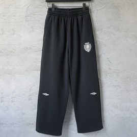 [홍콩명품.BALENCIAGA] 발렌시아가 25SS 로고 자수 조거 팬츠 바지 (블랙), BM24260, KK, 레플리카의류,미러급사이트