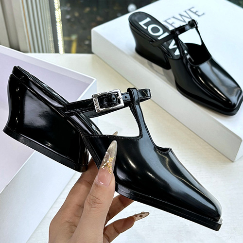 [가격문의][홍콩명품.LOEWE] 로에베 25SS 로고 여성 레더 가죽 4.5cm 굽 샌들 슬리퍼 (2컬러), SE5974, GHS, 명품스니커즈,운동화,구두,로퍼,하이탑,신발