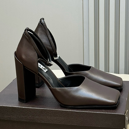 [가격문의][홍콩명품.ALAIA] 알라이아 25SS 로고 여성 레더 가죽 굽 샌들 슬리퍼 (4컬러), SE5978, GHS, 명품스니커즈,운동화,구두,로퍼,하이탑,신발