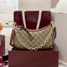 [홍콩명품.Gucci] 구찌 25SS 로고 G 엠블럼 스몰 숄더백 847447 FAD6L 9758, BGM5536, BDA, 홍콩명품가방,명품쇼핑몰,크로스백,핸드백,구매대행